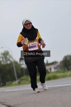 Runner Photo 2069740