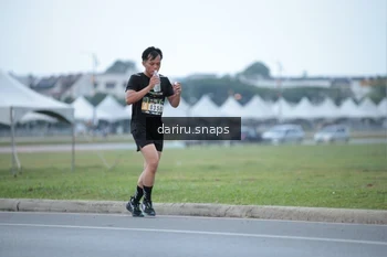 Runner Photo 2069842