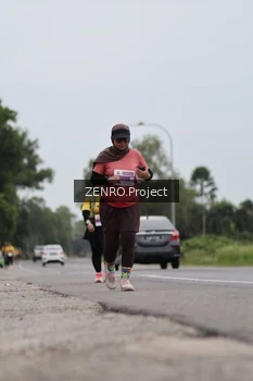 Runner Photo 2070090