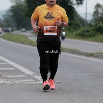 Runner Photo 2070254