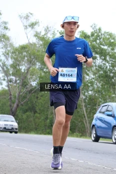 Runner Photo 2070256