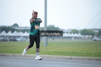 Runner Photo 2070600