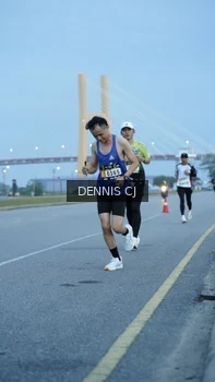 Runner Photo 2070620