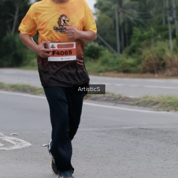Runner Photo 2070778