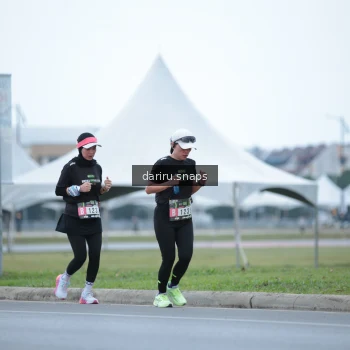 Runner Photo 2070815