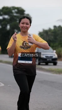 Runner Photo 2070900