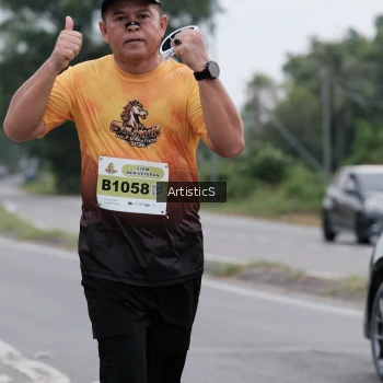 Runner Photo 2070941