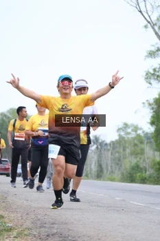 Runner Photo 2070966