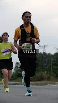 Runner Photo 2071011