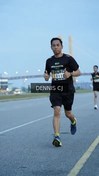 Runner Photo 2071073