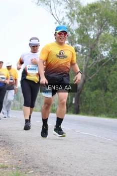 Runner Photo 2071102