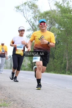 Runner Photo 2071108