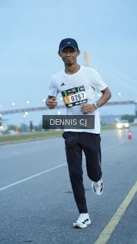 Runner Photo 2071477