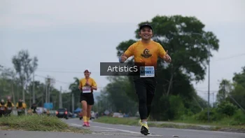 Runner Photo 2071545