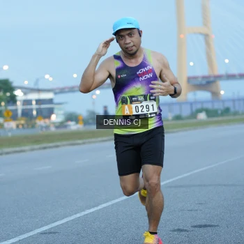 Runner Photo 2071546