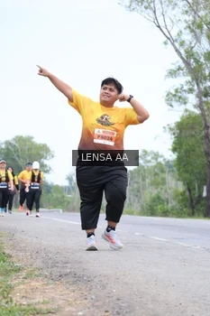 Runner Photo 2071596