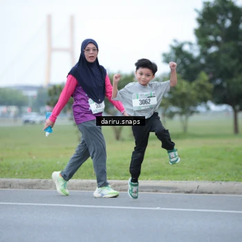 Runner Photo 2071619