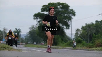 Runner Photo 2071683
