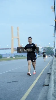 Runner Photo 2071686