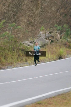 Runner Photo 2071696