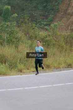 Runner Photo 2071714