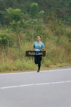 Runner Photo 2071720