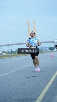 Runner Photo 2071769