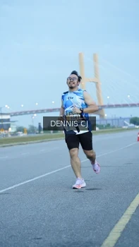 Runner Photo 2071803