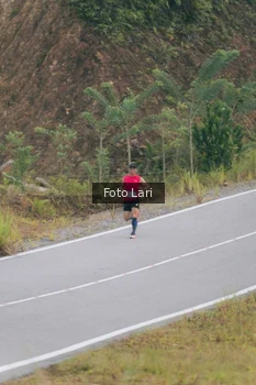 Runner Photo 2071809