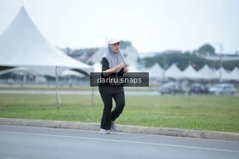 Runner Photo 2071815