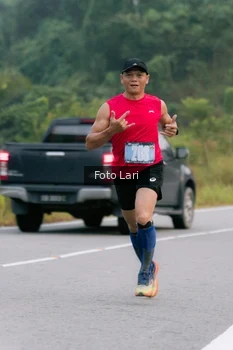 Runner Photo 2071895