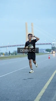 Runner Photo 2071899