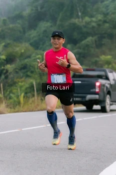 Runner Photo 2071901