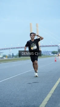 Runner Photo 2071911