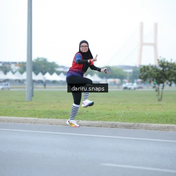 Runner Photo 2071918