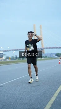 Runner Photo 2071930