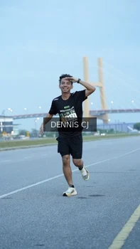 Runner Photo 2071937