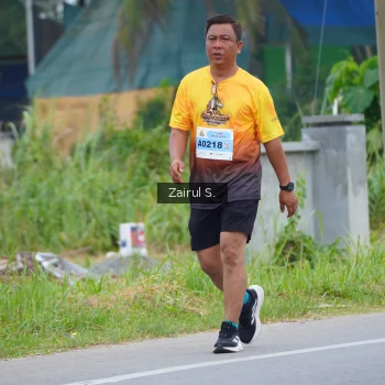 Runner Photo 2071946