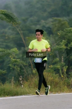 Runner Photo 2071971