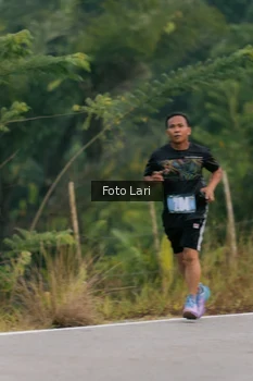 Runner Photo 2072033