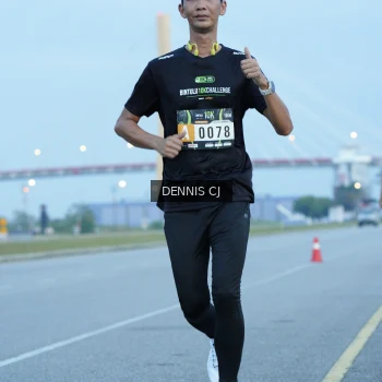 Runner Photo 2072042