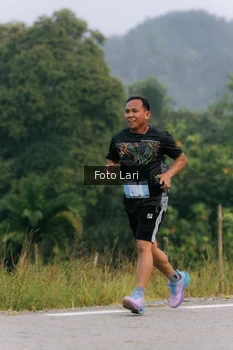 Runner Photo 2072047