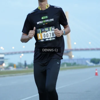 Runner Photo 2072074
