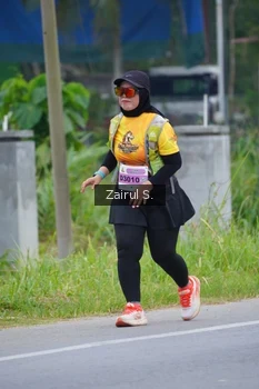 Runner Photo 2072076