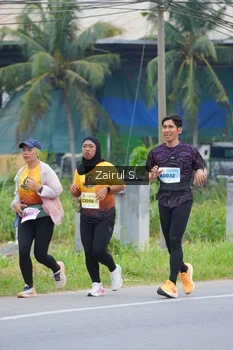 Runner Photo 2072196