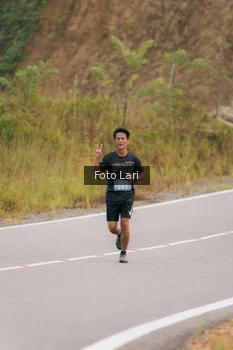 Runner Photo 2072200