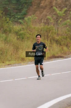 Runner Photo 2072206