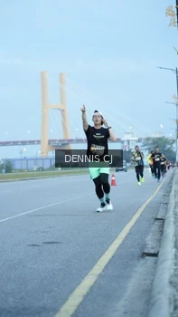 Runner Photo 2072216