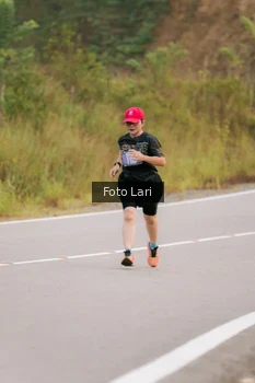 Runner Photo 2072233