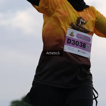 Runner Photo 2072240